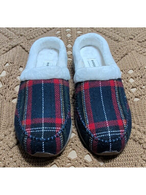 Easy Spirit Women’s Plaid Slip-On Slippers Faux Fur Lined Navy/Red/White 6.5M